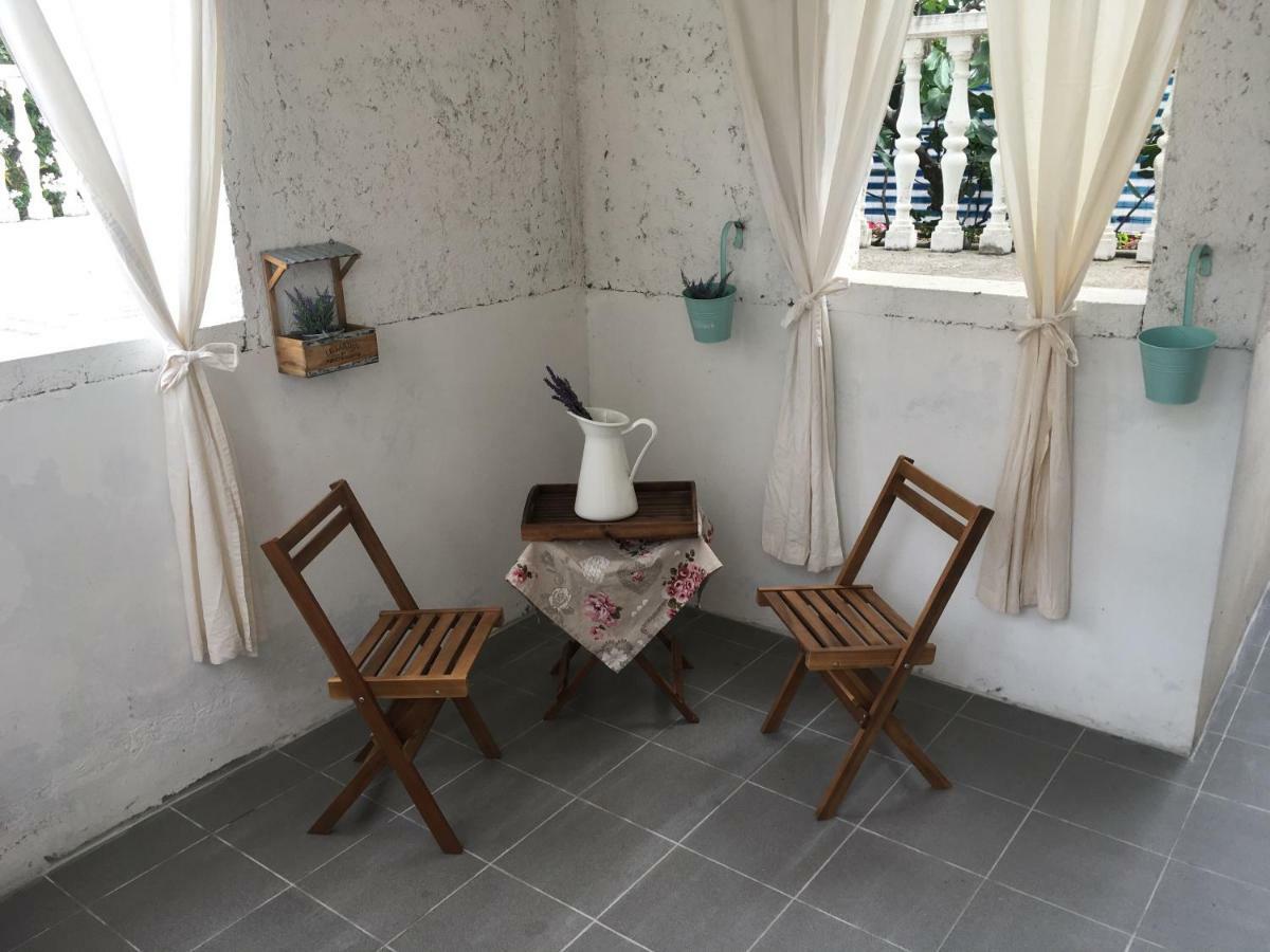 Calm House Opera Villa Banjol Exterior foto